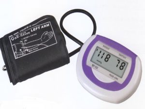 DIGITAL BLOOD PRESSURE MONITOR